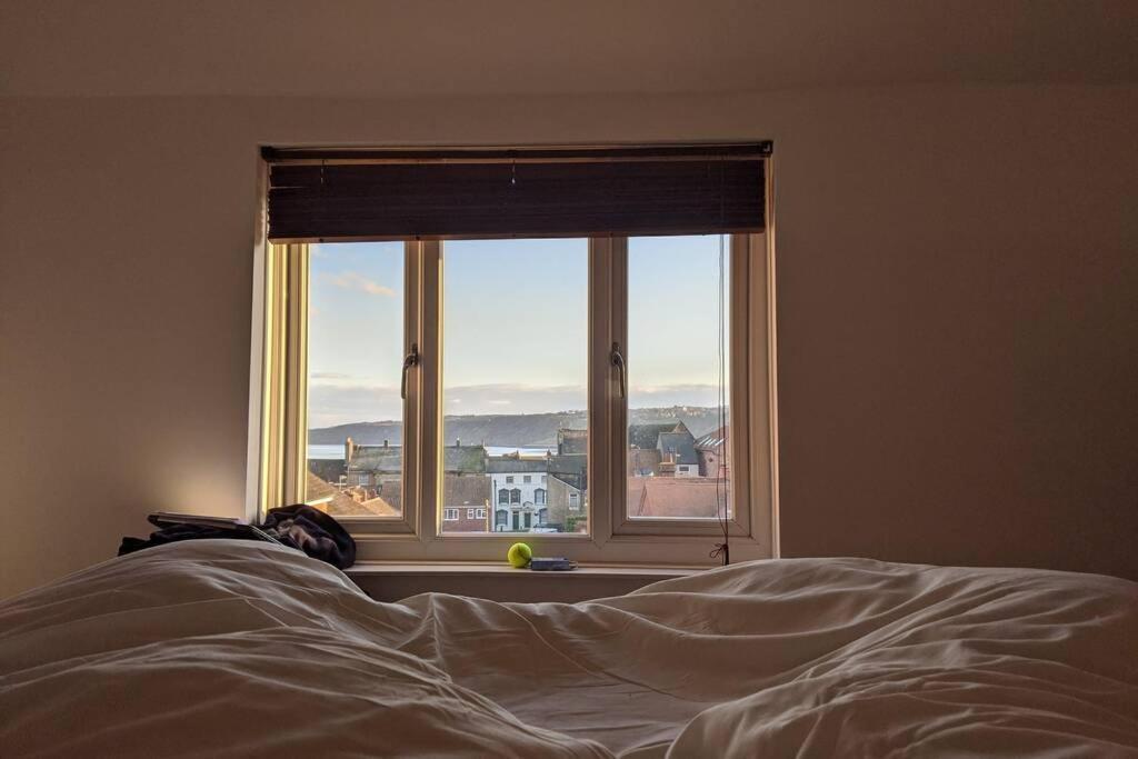 200 Year Old Large Townhouse With Sea Views Villa Scarborough Eksteriør bilde
